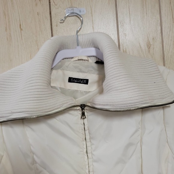 TAHARI White Zipper Up Thick Long Winter Coat - Picture 4 of 8
